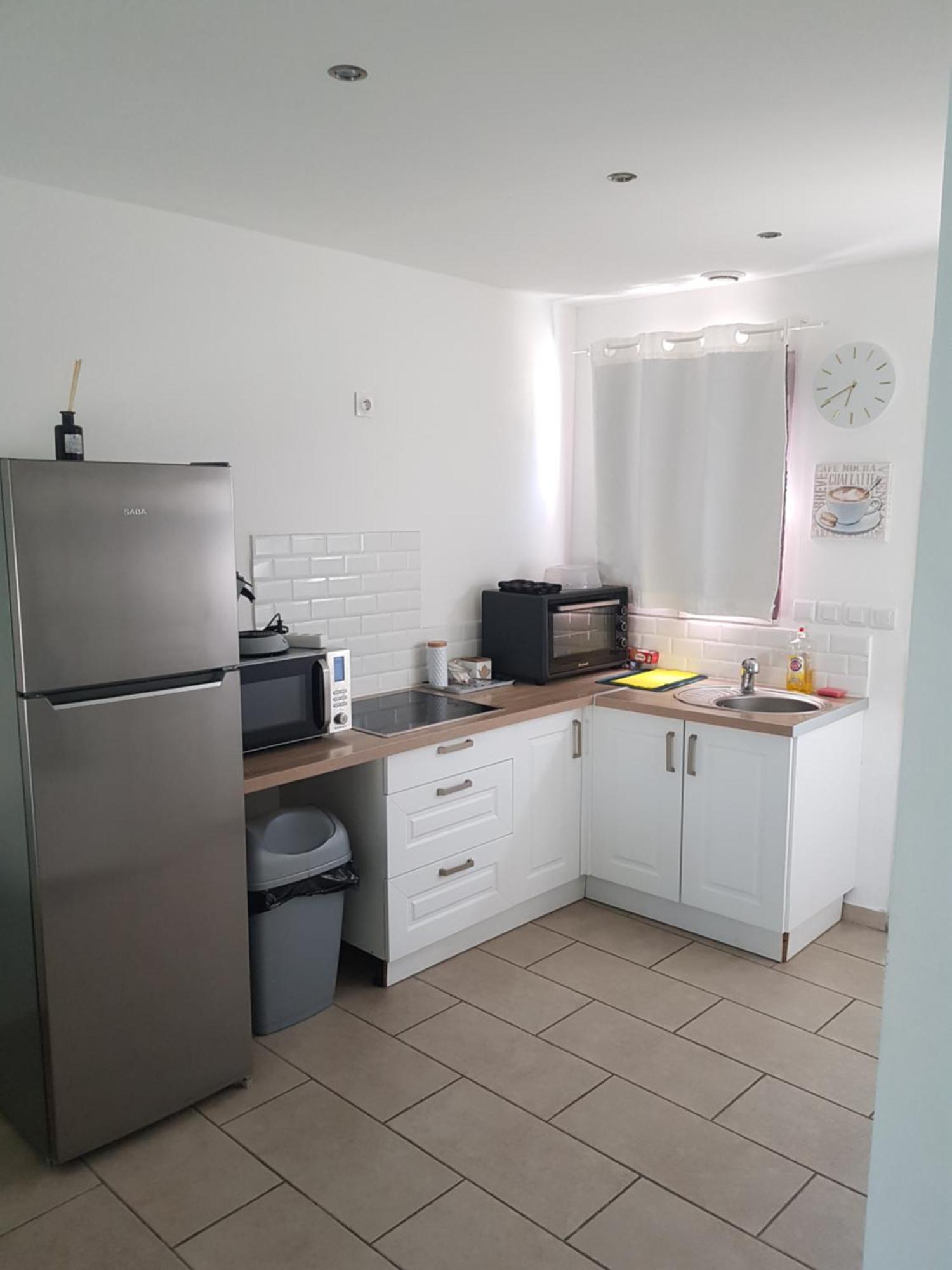Appartement Dépendance 29m2 climatisée à Saint-Gilles  Extérieur photo